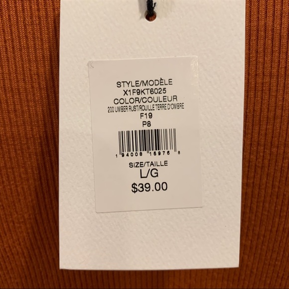 Ribbed turtleneck - Picture 4 of 4